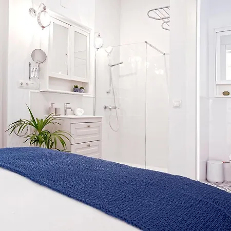 Apartment Genteel Marin Garcia *